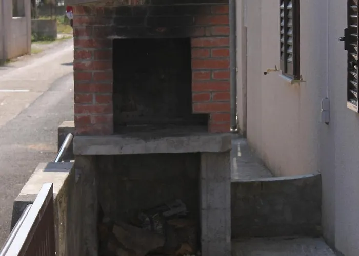 דירה By The Sea Zaboric, Sibenik - 6097 ז'אבוריץ'